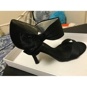 Nina Shoes in size 10